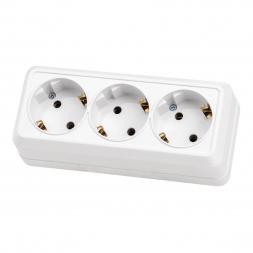 Розетка тройная 2P+PE TDM Electric Ладога белая SQ1801-0126