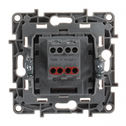 Переключатель одноклавишный промежуточный Legrand Etika 10A 250V белый 672209