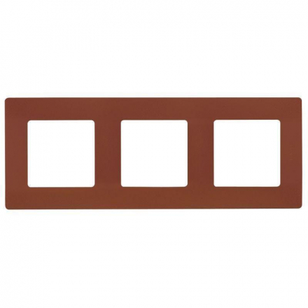 Рамка 3-постовая Legrand Etika какао 672573