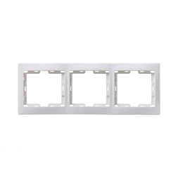 Рамка 3-постовая IEK Kvarta белая EMK30-K01-DM