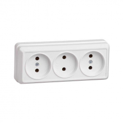 Розетка тройная 2P IEK Oktava белая ERO30-K01-10-DC