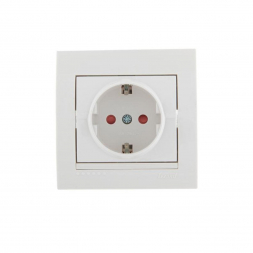 Розетка с защитой от детей Lezard Deriy белая 702-0202-124
