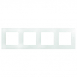 Рамка 4-постовая Legrand Etika белая 672504