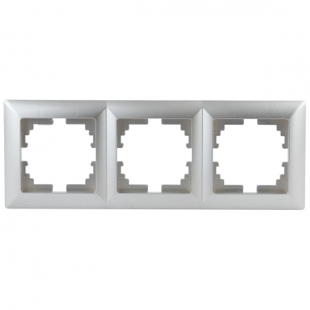 Рамка 3-постовая ЭРА Intro Solo серебро 4-503-03 Б0043419
